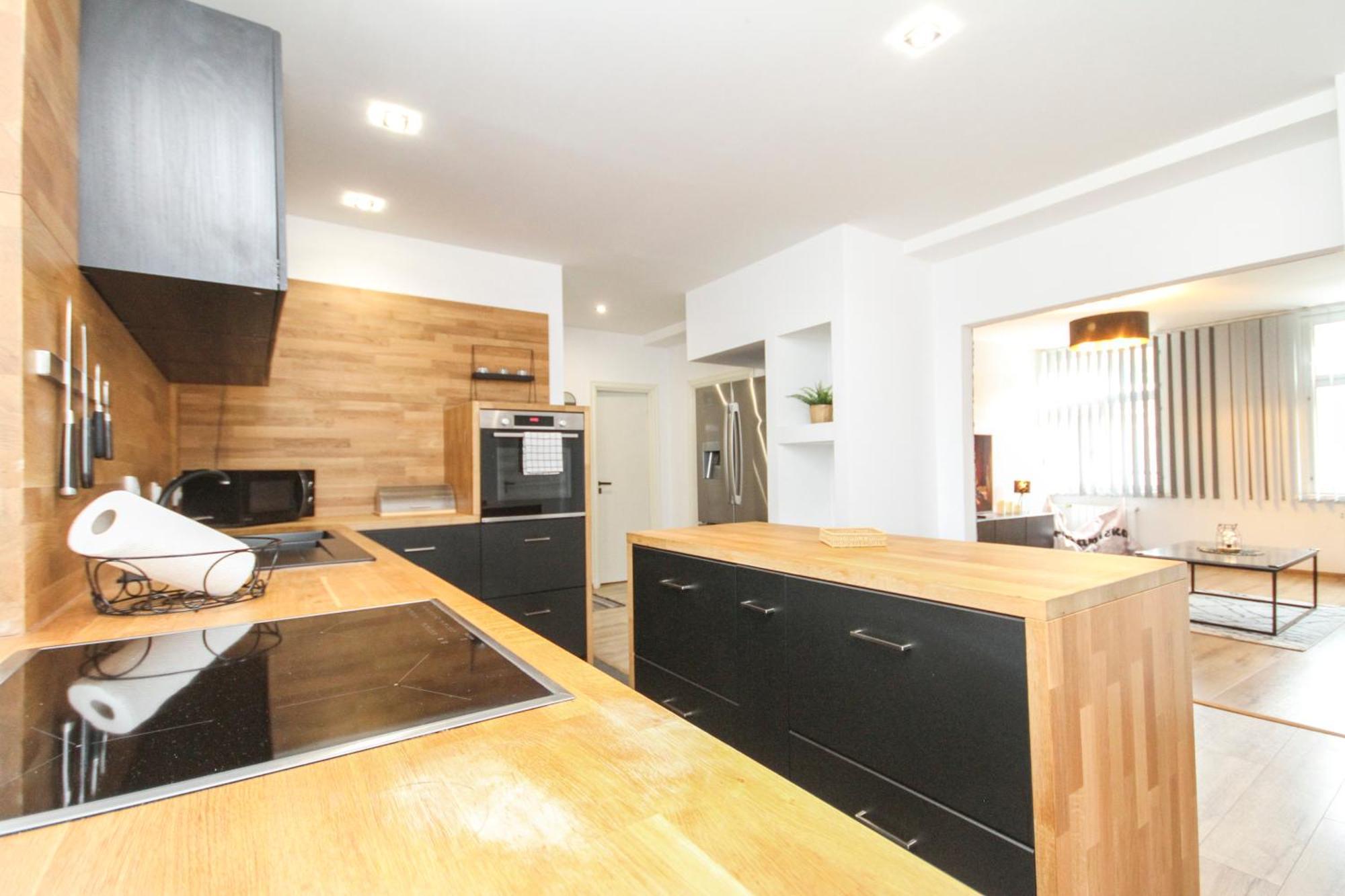 Apartman Vita Deluxe Тренчин Экстерьер фото