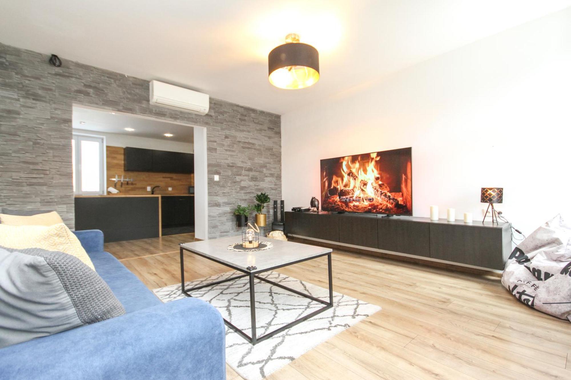 Apartman Vita Deluxe Тренчин Экстерьер фото