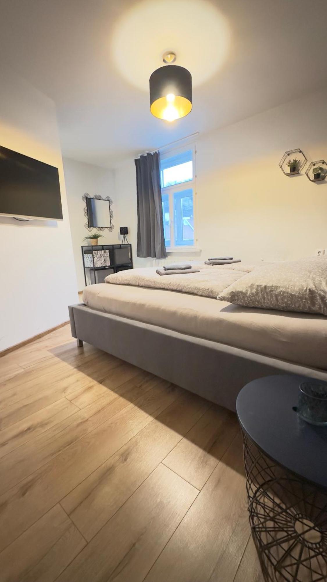 Apartman Vita Deluxe Тренчин Экстерьер фото